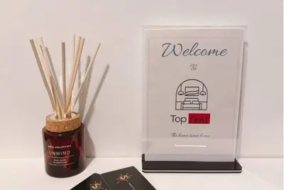 Image de Traditional Meets Modern • Steps to Local Shops