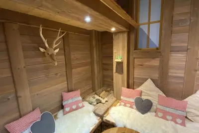 Image de Appartement \"Schwarzwald-Lodge – Accueillant pour chiens\" avec terrasse privée, jardin & Wi-Fi