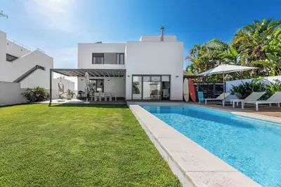 Image de Bright Coastal Villa with Pool Near the Beach in Conil de la Frontera