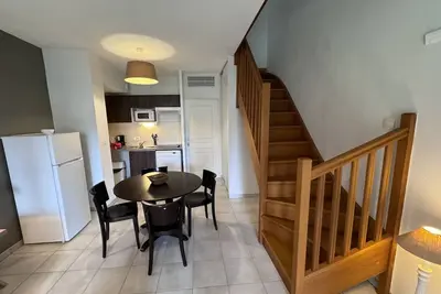 résidence avec piscines à proximité de Gordes