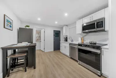 Image de 3br Hotel Alternative - Walk to Kendall Square