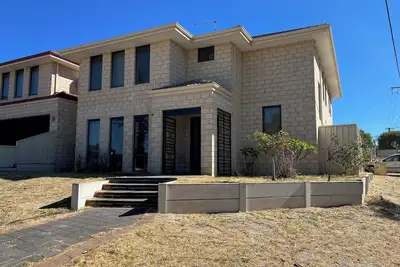 Cloverdale Family Accommodation