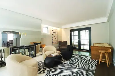 Image de Historic Home, Chic Living | Near Motown & Midtown