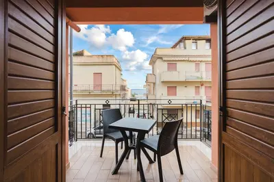 Image de Azzurra Apartments Trinacria : Vue Mer, Wi-Fi et Climatisation à Balestrate