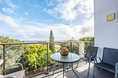 Image de Maison de Vacances 'Island Comfort Caniço' avec Vue Mer, Balcon et Wi-Fi