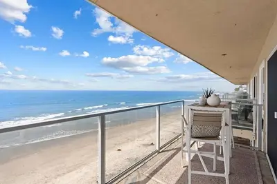 Image de Beachside Condo in Oceanside