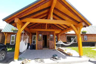 Image de Cozy home in the heart of historic Hazelton