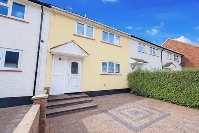 Image de Spacious 3-Bed Home with Garden & Parking