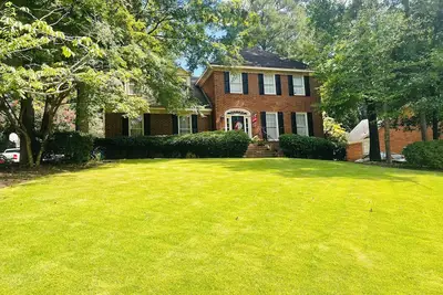 Image de Masters 2026 Spacious 5-bedroom house with pool, backyard oasis, game room & gym