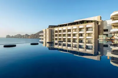Image de Discover the heart of Cabo San Lucas at Corazón Cabo Resort & Spa.