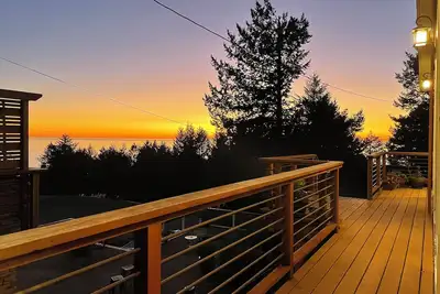 Image de The Plant Haven perfect 3-Bedroom boho style home for a amazing costal adventure