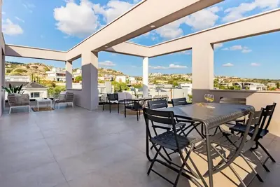 Image de Amato Riverside by Ezoria Apt 205 3-bedroom