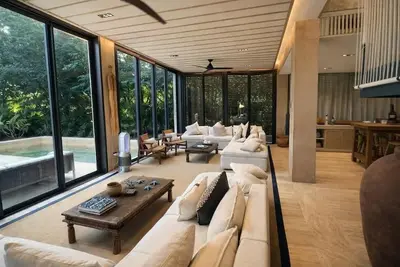 Image de Luxury Villa in Corasol | 4br | Private Pool