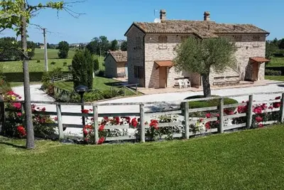 Image de Beautiful farmhouse just a few minutes from the sea.
