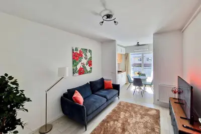 Image de Secteur 3  Moderne et grande terrasse à 25 minutes de la vieille ville