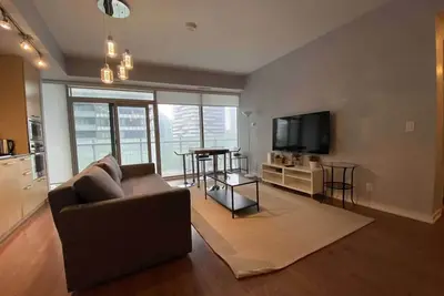 Image de RivetStays | The York City Suite – 3 Bedroom Retreat