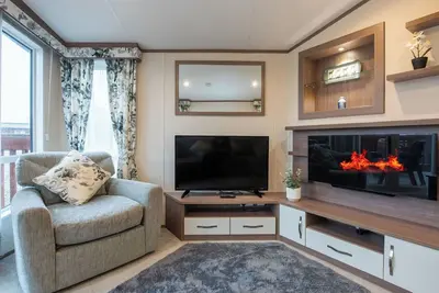 Image de Merveilleuse maison de vacances privée avec bain à remous, Tv, patio et vue panoramique
