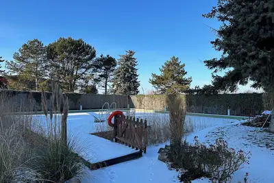 Image de Vacation home biotope | swimming pond, sauna, movie screen