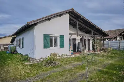 Image de Maison Landaise sur le bassin d'Arcachon, avec 3 chambres sur 900m2 de jardin.