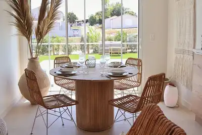 Image de La Villa 5 -  piscine - golf - nature - 8/10 personnes