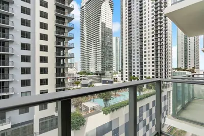 Image de Luxury Downtown Miami Condo | Pool & Gym