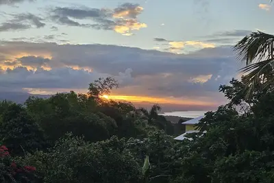 Image de 4-bedroom villa with elevated sea views.