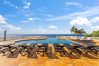 Image de Sunset House, Coral Estate