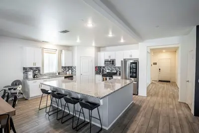 Image de Spacious Luxury Getaway. Pool&Spa. Ev Charge