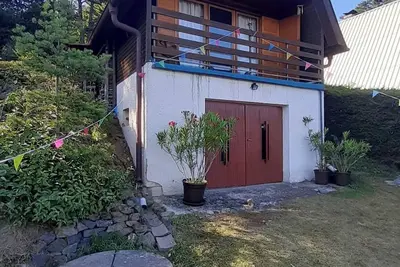 Image de Retro Forest Cottage