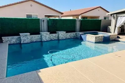 Desert Escape with Pool, Spa, & Bbq