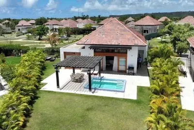 Image de Fabulous 4-bedroom villa with Ac in sunny Cap  Cana Punta Cana