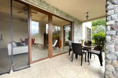 Image de beautiful 2 bedroom 2 bath unit