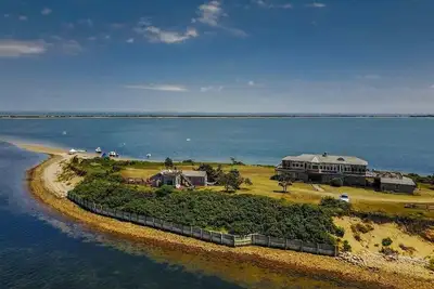 Image de Private Chappy Waterfront-360o Waterviews/Sailboats, Kayaks, Paddleboards