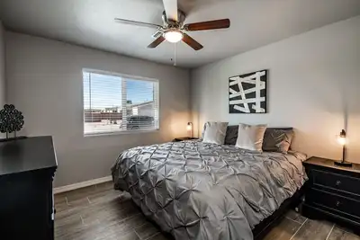 Stylish Brand New Pet Friendly Unit!