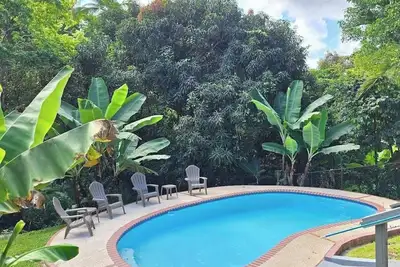 Image de Tranquil Campo Home w/ Lush Private Outdoor Oasis