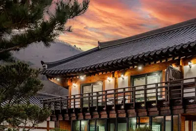 Image de Gyeongju Palace Hanok Kids Pool Villa