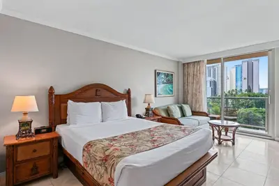Image de Your Waikiki Studio Near Beach. *no resort fees! *