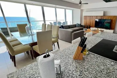 Image de Lujo Frente Al Mar En Península Mazatlan 3 Hab.