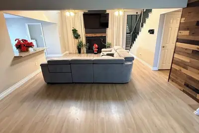 Image de Family & Pet Friendly Stay : 4br/3ba Home Close to Texas A&M, Dining & Shopping.