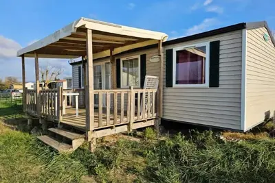 Image de Mobil-home Aqua 4 pièces 6 personnes Climatisé Terrasse Semi-Couverte + Tv