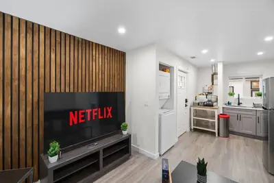 Image de \nUrban Airport Stay Sfo & Bart Access