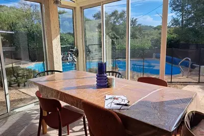 Image de maison climatisée avec piscine privative ds un village près des plages sud corse