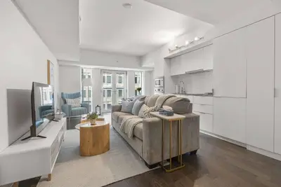 Image de RivetStays | The Britt Luxury - 1 Bedroom Condo