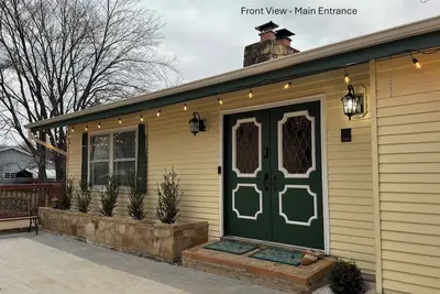 Image de Beautiful 3 Br 2 Bath Private Main-first floor with Ac Heat in Leesburg, Va