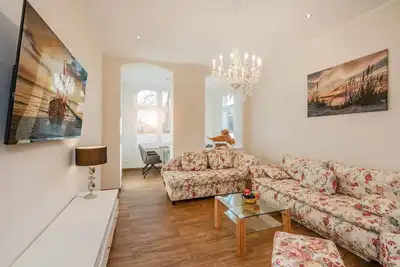Image de Comfortable vacation apartment Villa Ute Whg. Vanessa only 600 m from the sandy beach Bansin