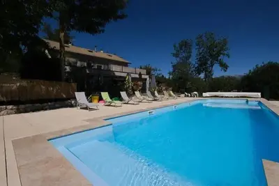Image de Camping 3 étoiles - Piscine  - ccbca0i