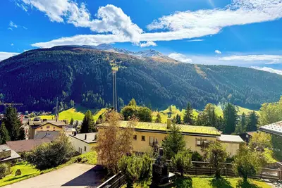 Image de 7-bedroom house in Davos Platz - 2. 3Kilometer to Convention Center