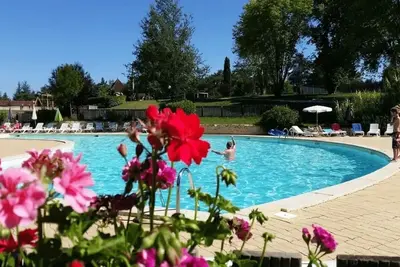 Image de Camping 5 étoiles - Piscine  - ccbefch