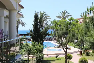 Image de Neptune 8, 3+1  Sunset Beach Club is a unique and fantastic beachfront complex.