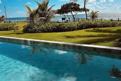 Image de Luxury Escape Carneiros/Tamandare Flat · Ocean View · Feet in the Sand